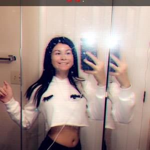 Meet your Posher, Alyssa